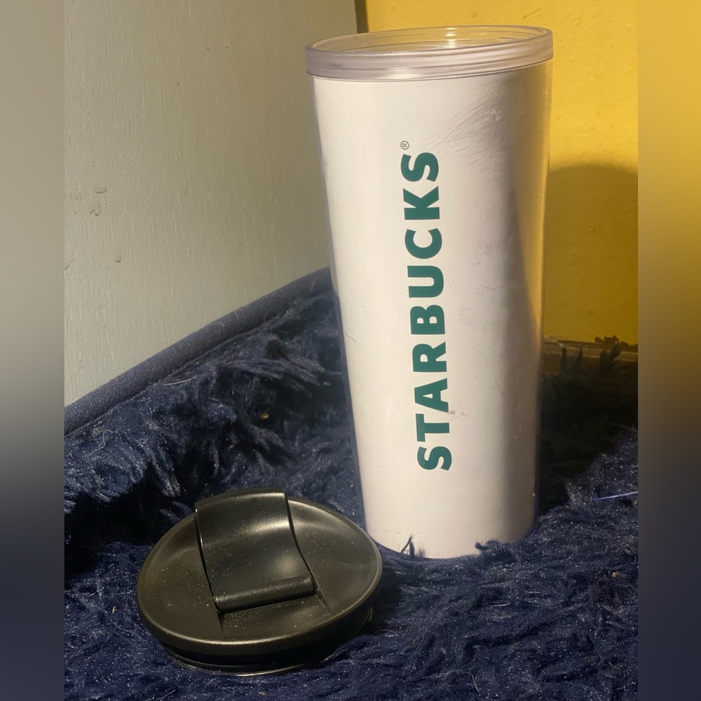 STARBUCKS Coffee Travel Tumbler Cup White Plastic 2012 16 oz.